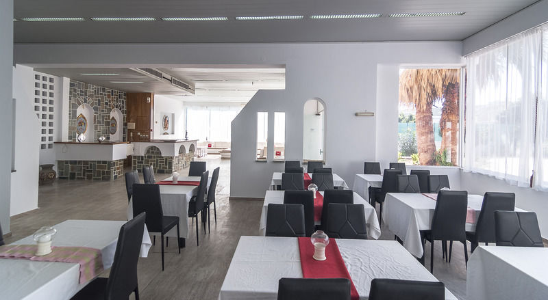 Paradiso Resort Agia Marina  Luaran gambar