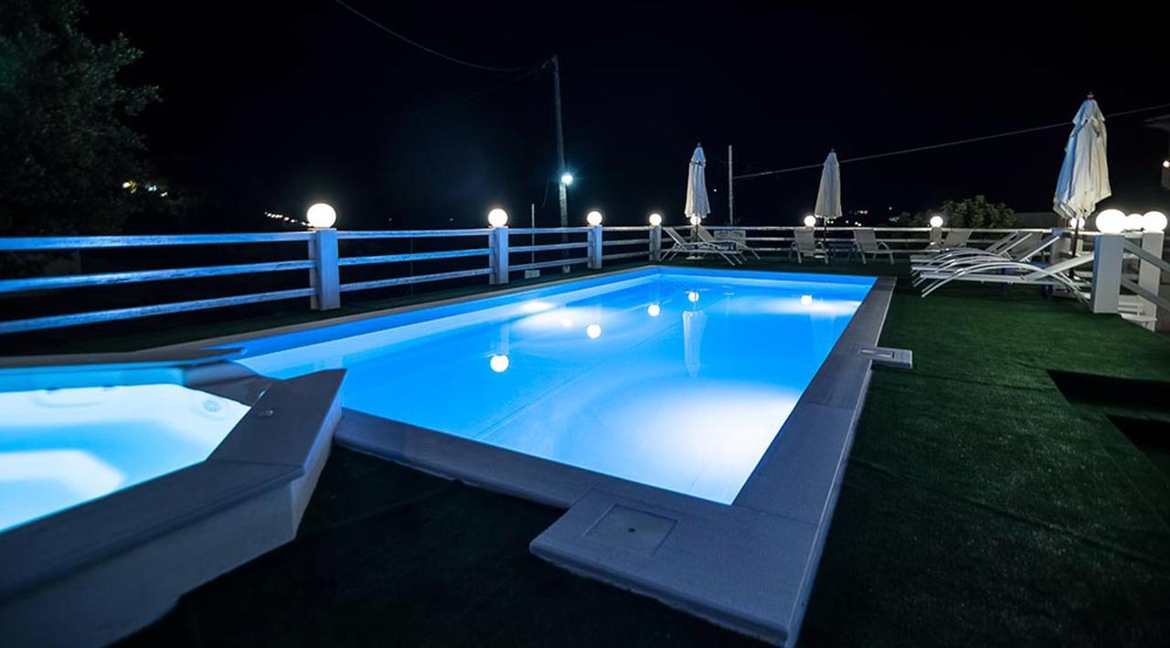 Paradiso Resort Agia Marina  Luaran gambar