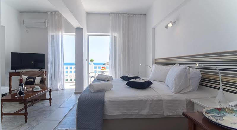Paradiso Resort Agia Marina  Luaran gambar